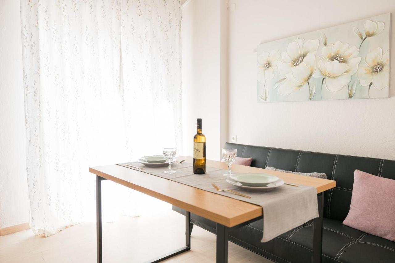 Velvet Apartment Volos Exterior photo